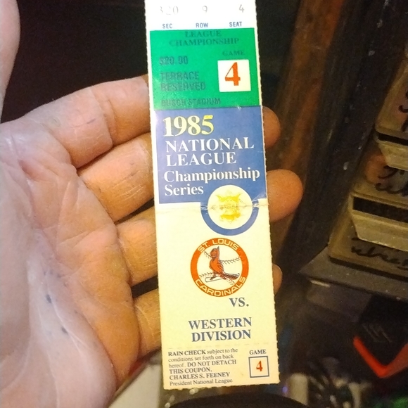 1985 game 4 world series baseball ticket stub - Picture 4 of 4